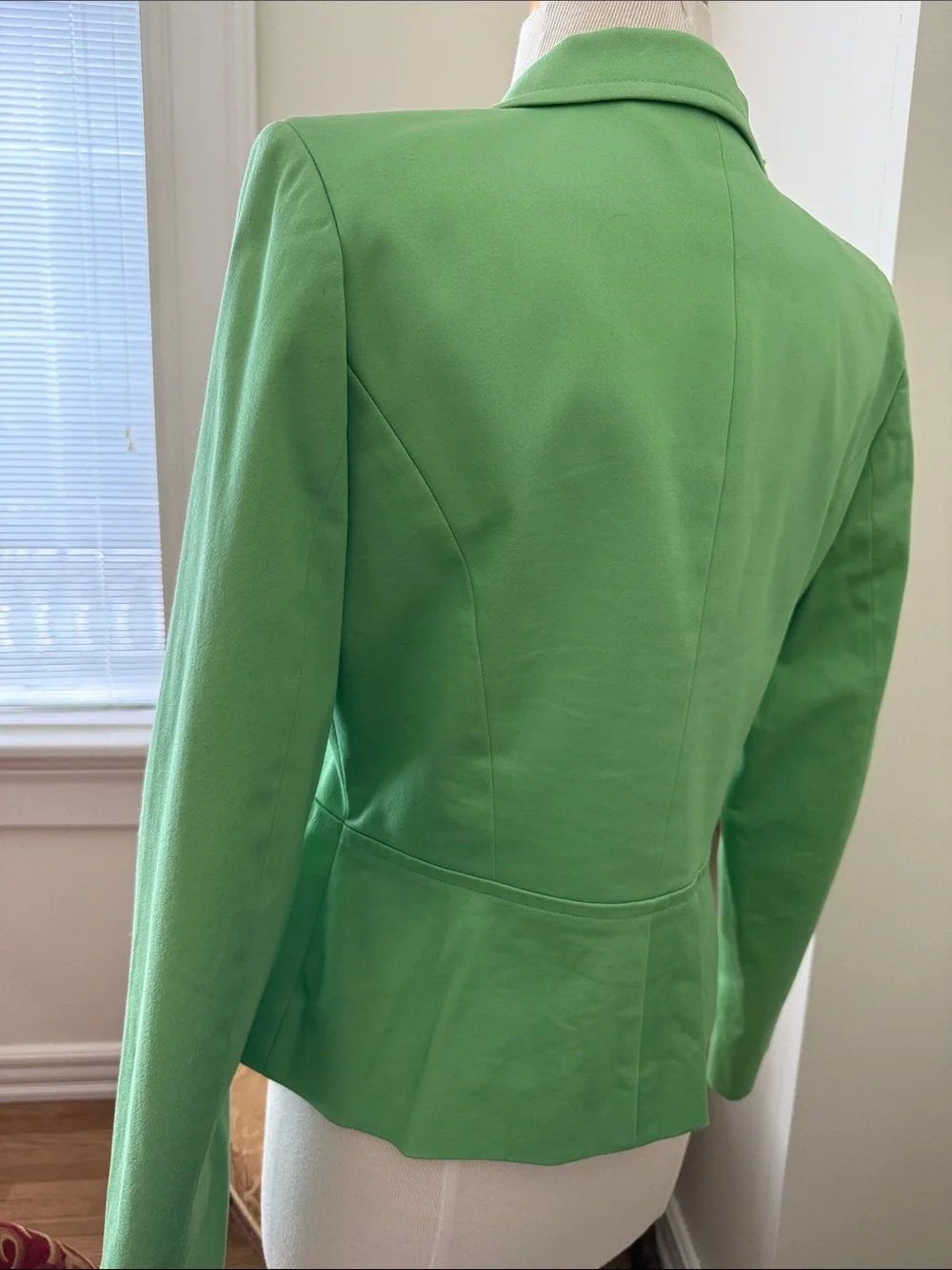 Barami Women's Green Tailored Single-Button Blazer